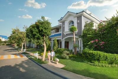 Standalone Villa For Sale With Installments at Mountain View 1.1 Corner Location